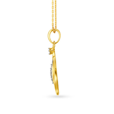 Arresting Leaf Motif Diamond Pendant