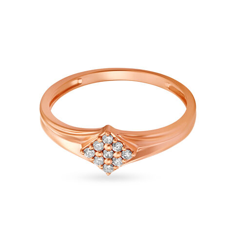 Glamorous Rose Gold and Diamond Finger Ring