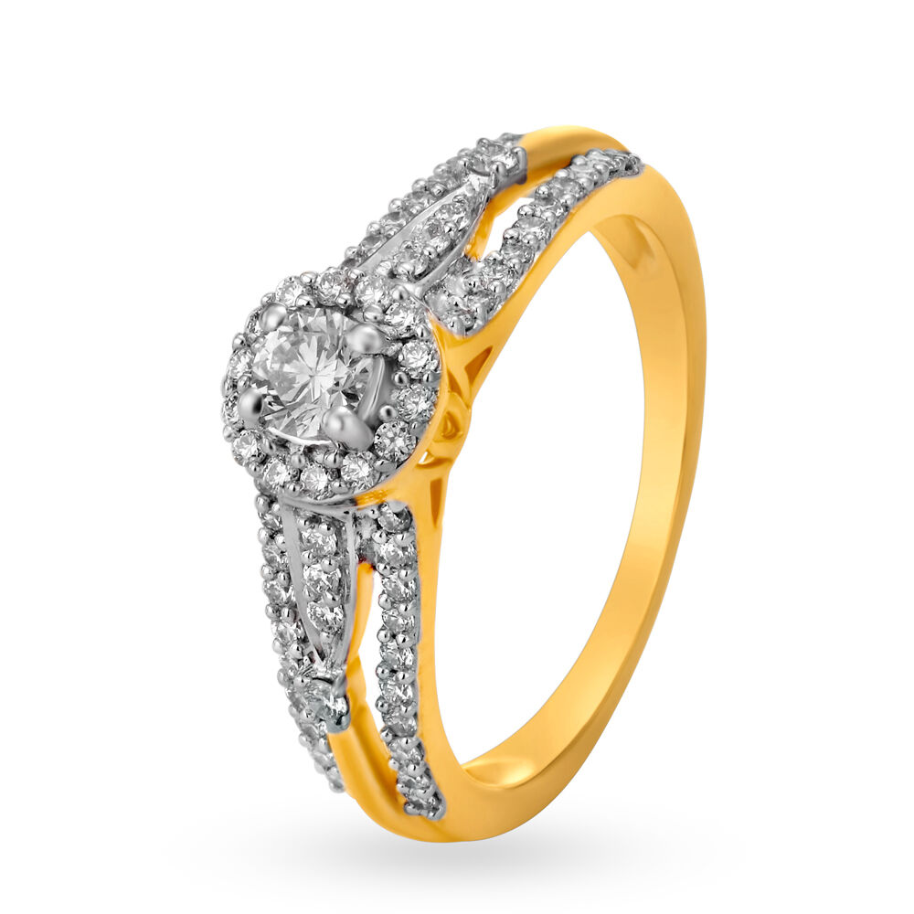 Brilliant 18 Karat Gold And Diamond Finger Ring