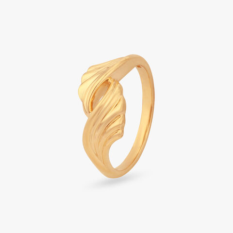 Intertwined Waves Gold Ring