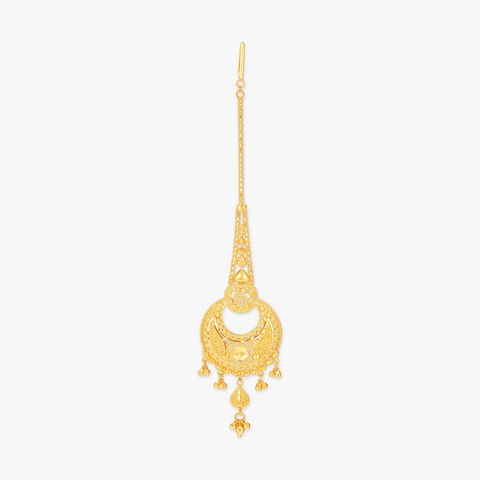 Entrancing Traditional Maang Tikka