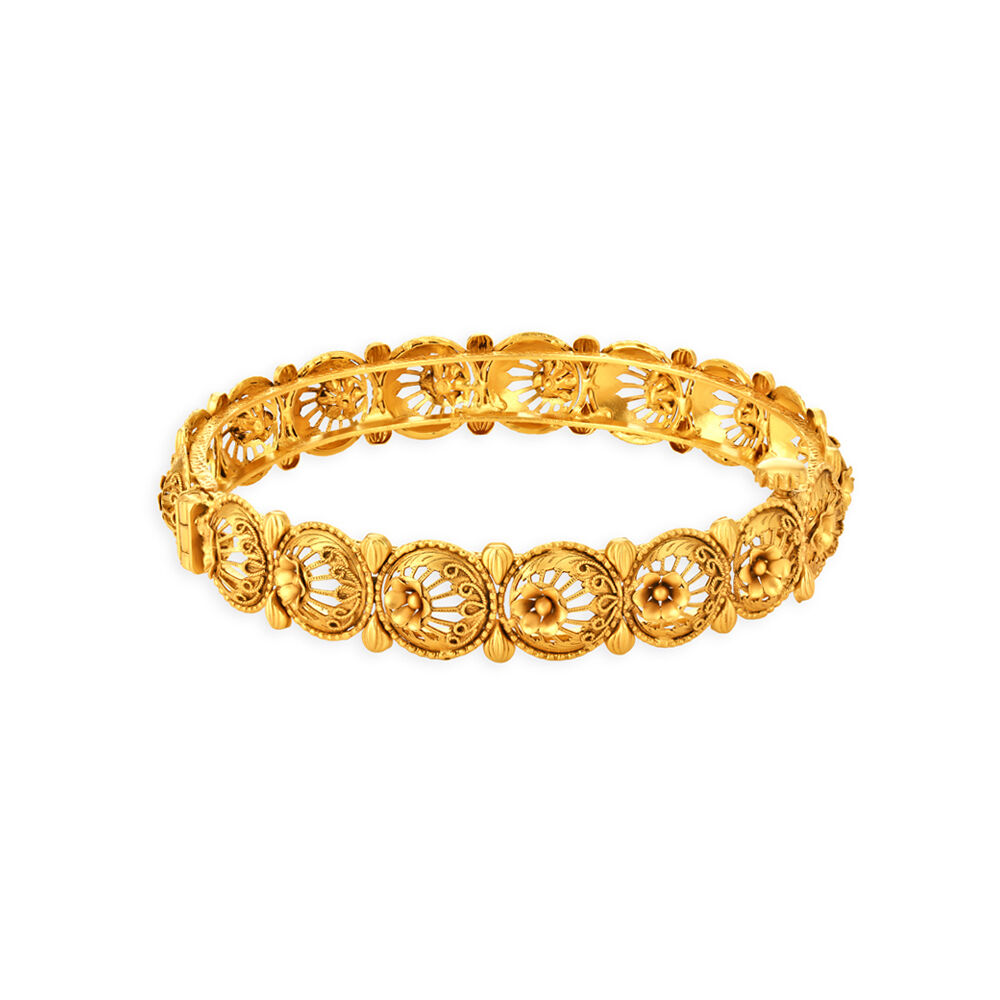 22k Gold Bracelet from Tanishq - South India Jewels | Antique bridal  jewelry, Gold jewelry fashion, Antique jewellery designs