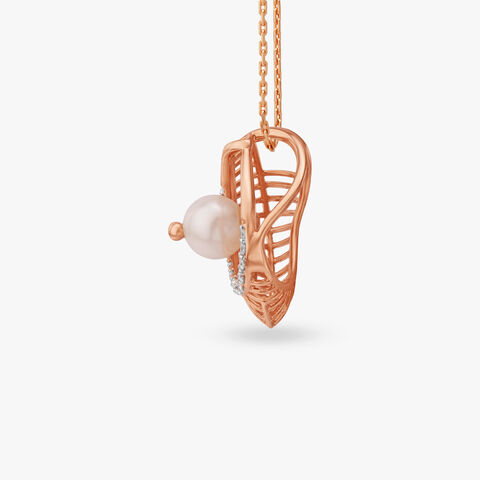 Grace Curve Diamond Pendant