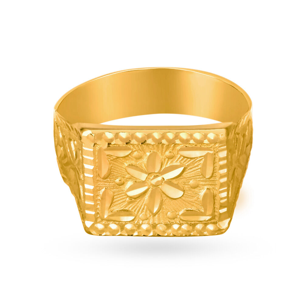 Elegant Sophisticated Gold Ring for Men