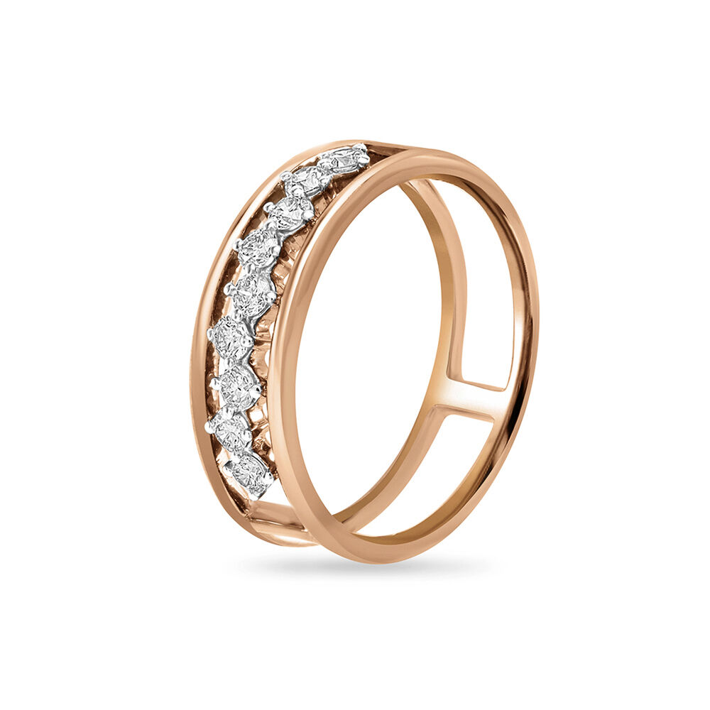 Buy quality 18Kt Rose Gold Ladies Premium Ring RH-LR89 in Ahmedabad