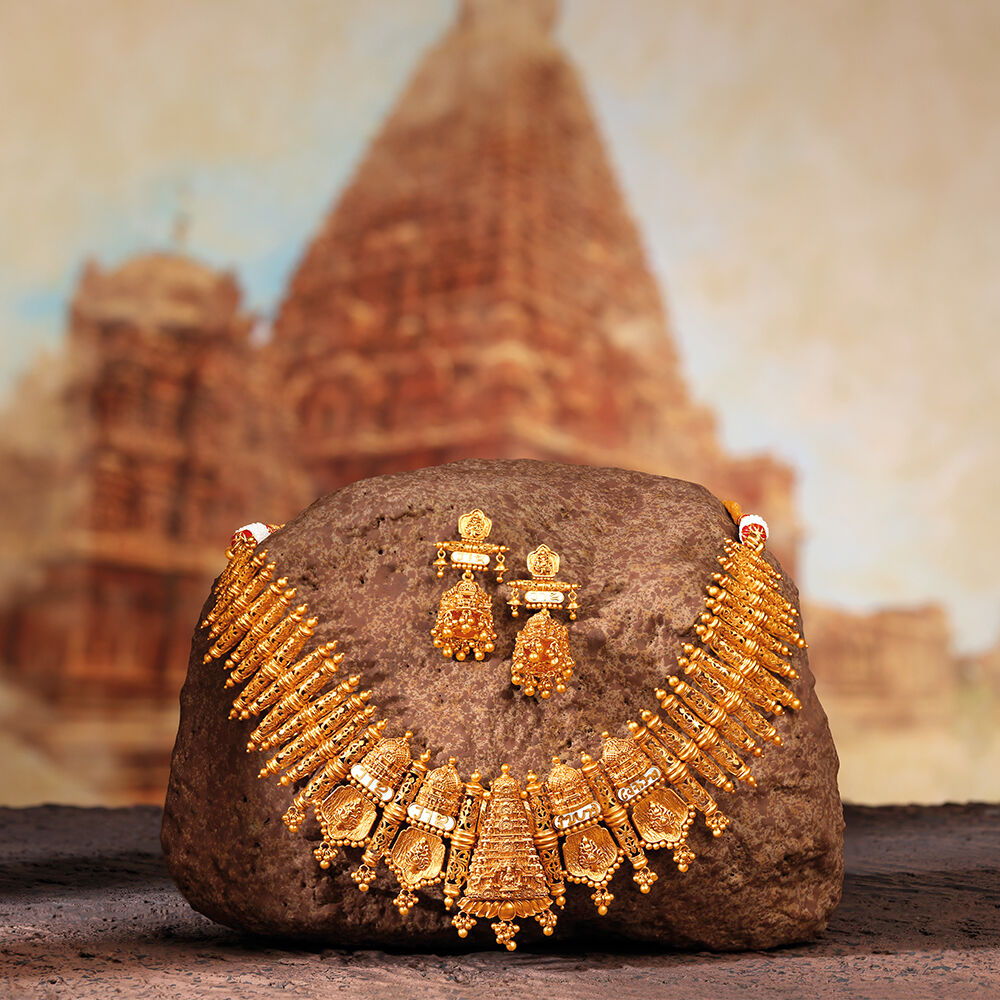 Tanishq gold necklace set sale designs