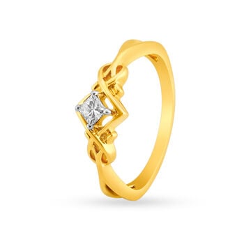 Gleaming 18 Karat Yellow Gold And Diamond Interlock Ring