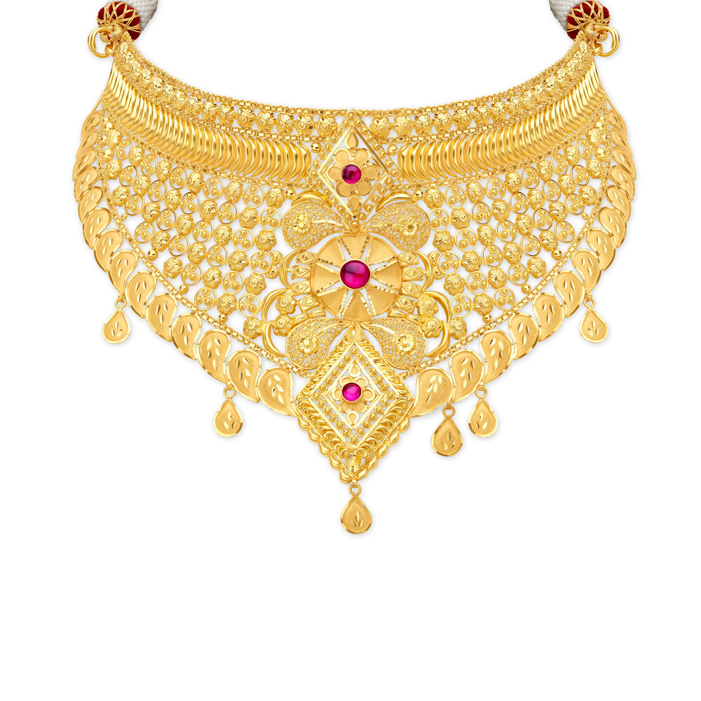 Sleek Design Light Weight Gold Necklace