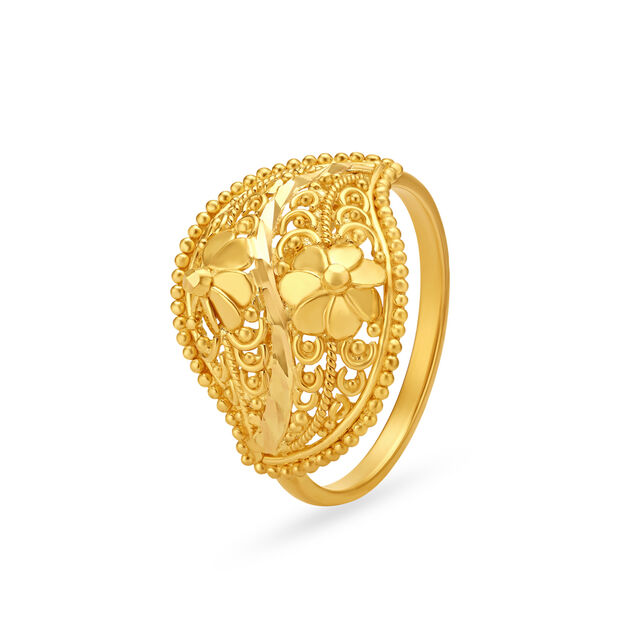 Modern Filigree Gold Finger Ring