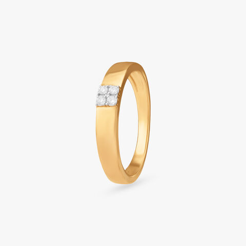 Sleek 4 Stone Geometric Diamond Ring