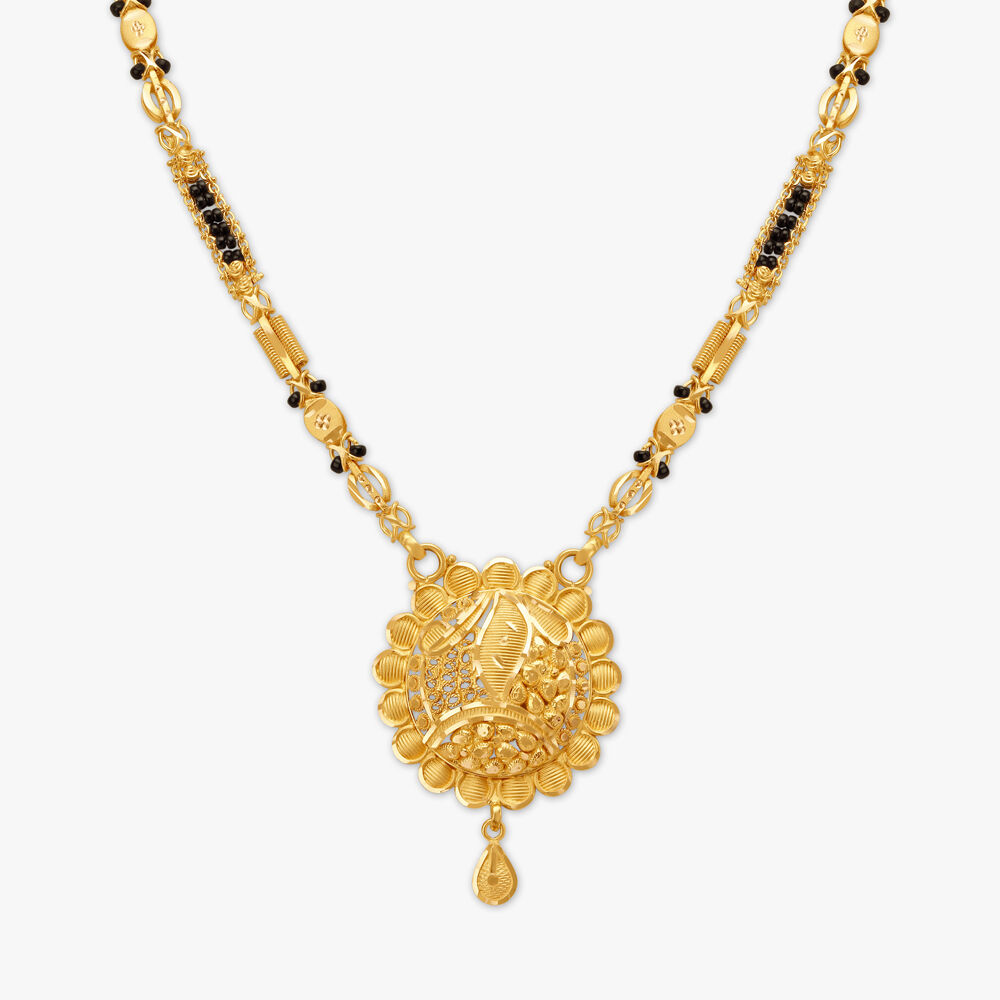 Tanishq mangalsutra gold hot sale pendant