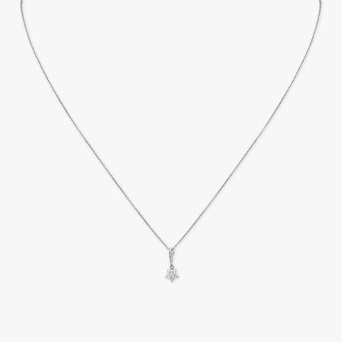 Twinkling Star! Diamond Pendant with Chain