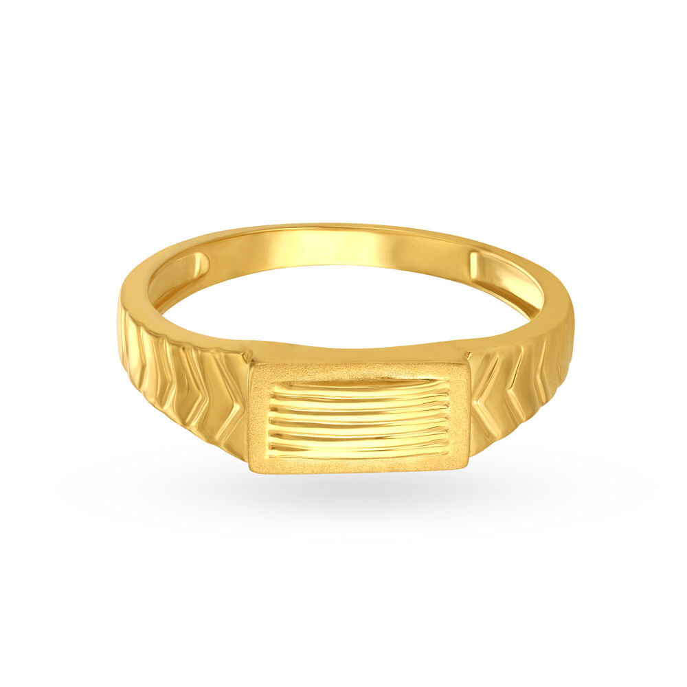 22k Stunning Gold Ring for Men, 1.5 - 5 Gm at Rs 8500/piece in Chikhli |  ID: 25529771573