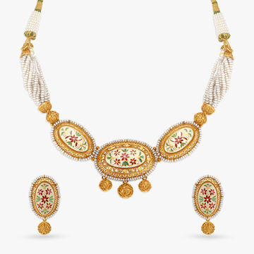 Prasoon Necklace Set