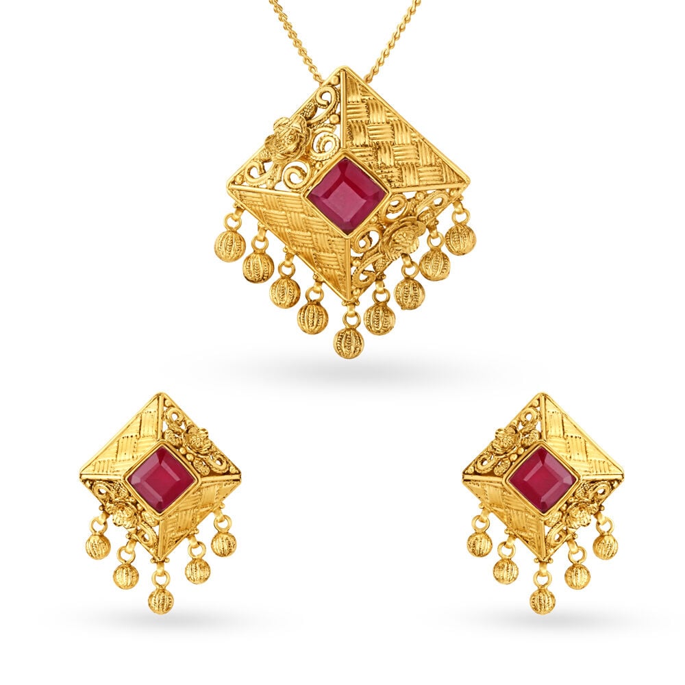 Gold sets tanishq online