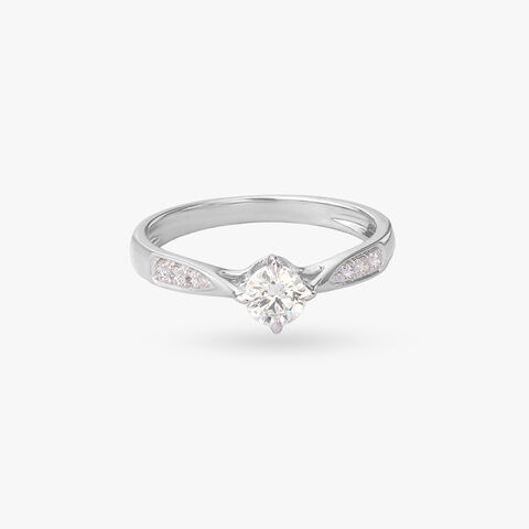 Lustrous Dream Solitaire Finger Ring