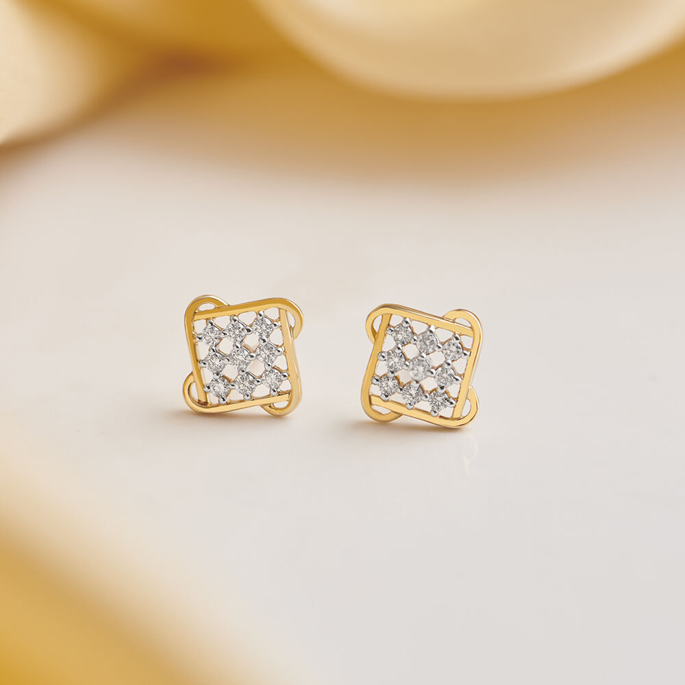 Tanishq online best sale diamond earrings