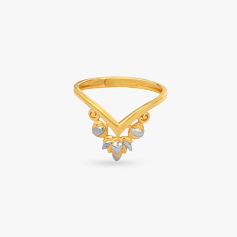 Royal Vanki Gold Ring