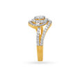 Gorgeous Gold and Diamond Finger Ring,,hi-res image number null