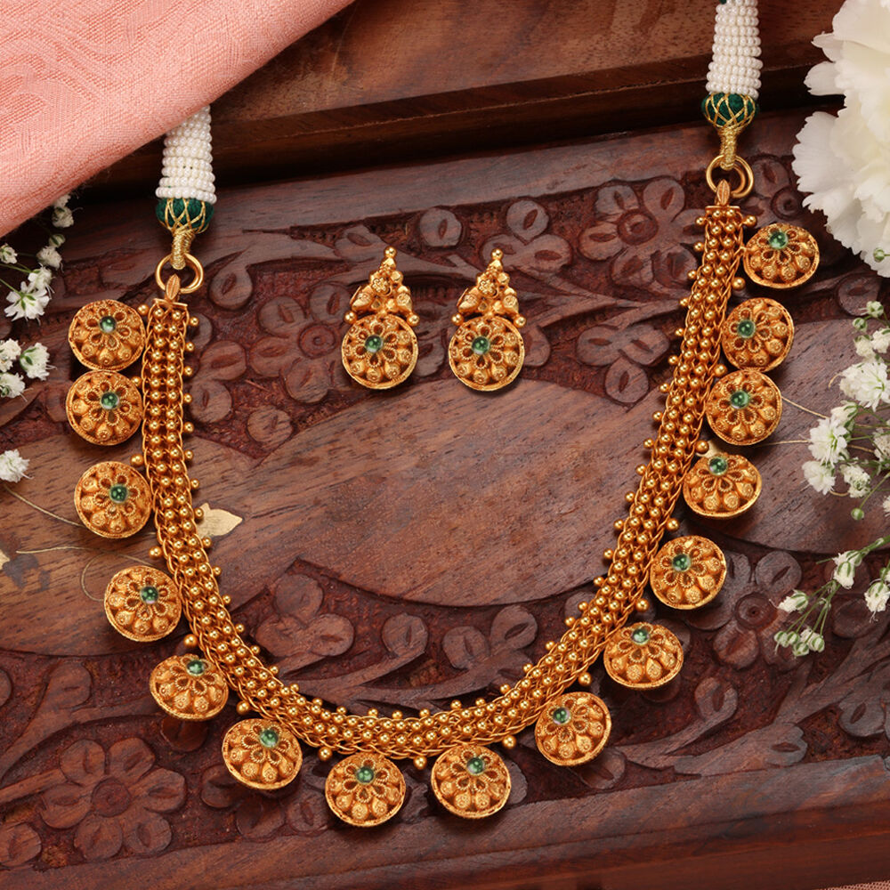 Gold necklace designs tanishq shop