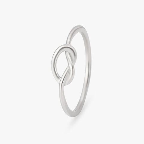 Alluring Knot Finger Ring
