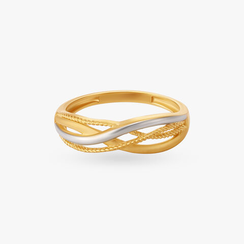 Effortless Chic Ring alternate view 1