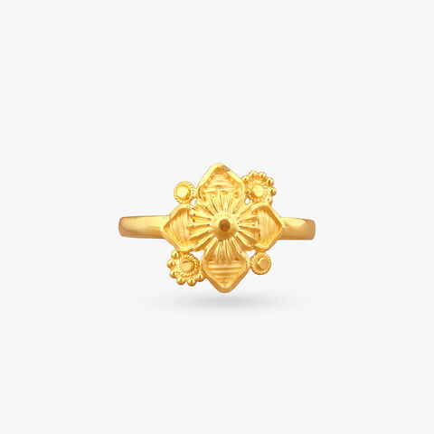 Petal Cluster Gold Ring