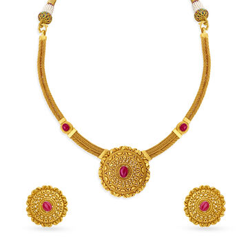 Traditional Elegant Gold Necklace Set