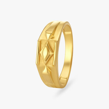 Geometric Pattern Gold Finger Ring