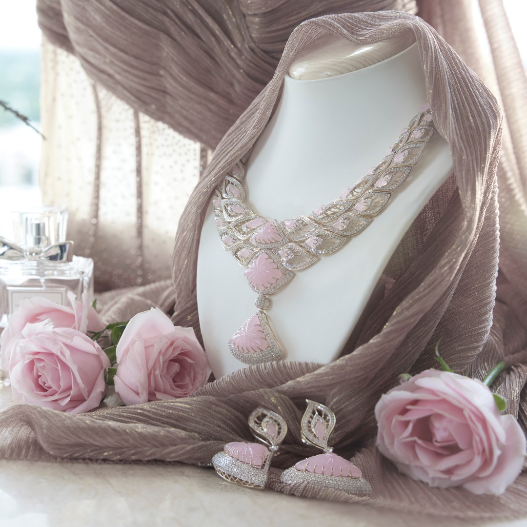 Tanishq wedding necklace sales