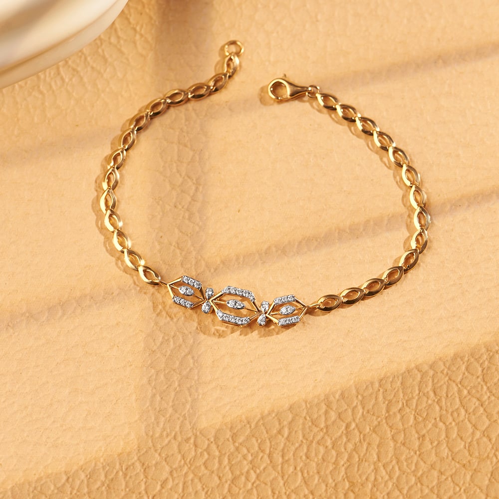 Sophisticated Diamond Bracelet in Rose Gold