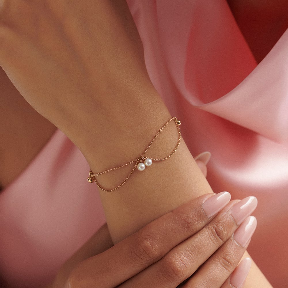 Delicate Luminous Pearl Bracelet,,hi-res image number null