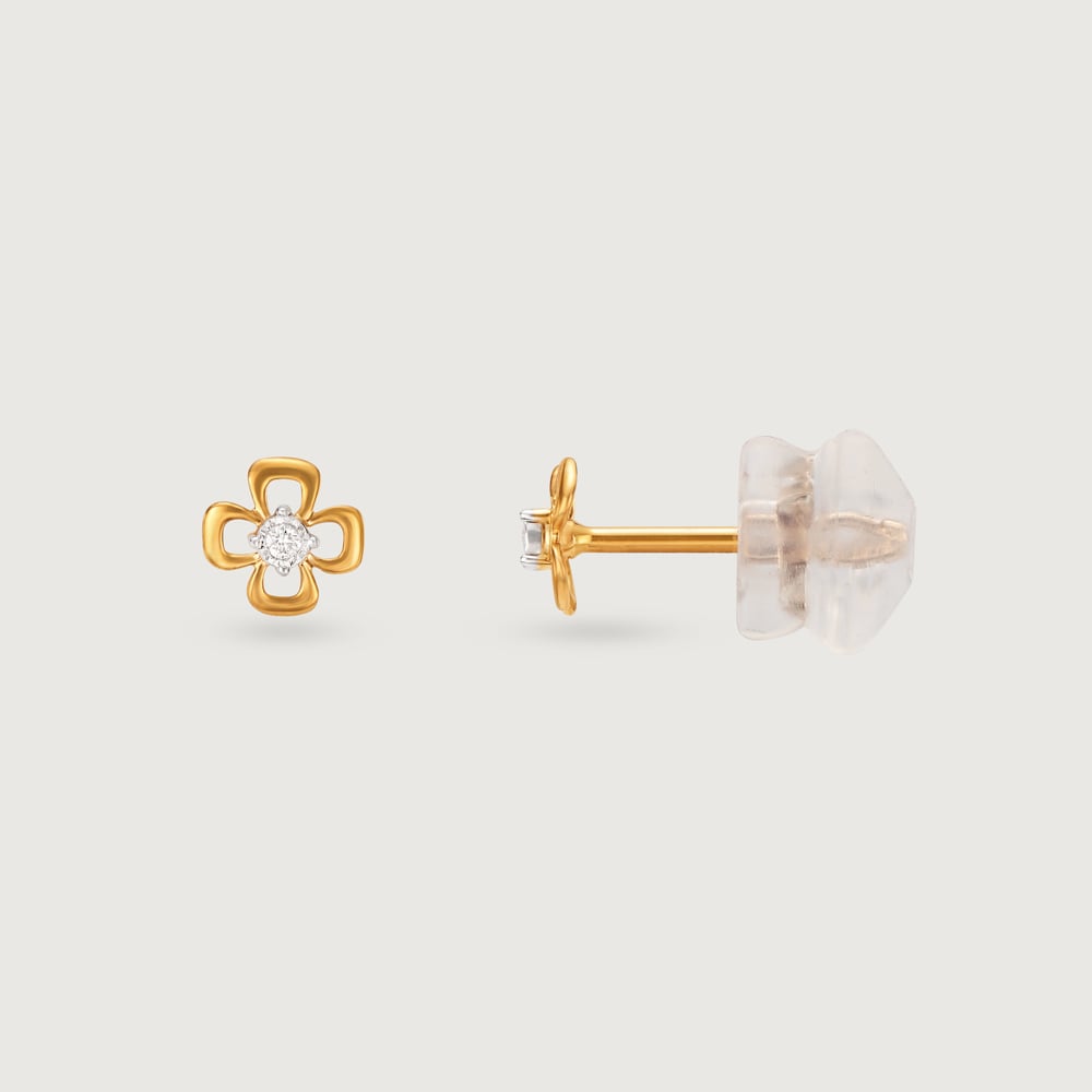 Dazzling Daisy 14 Kt Gold and Diamond Stud Earrings,,hi-res image number null