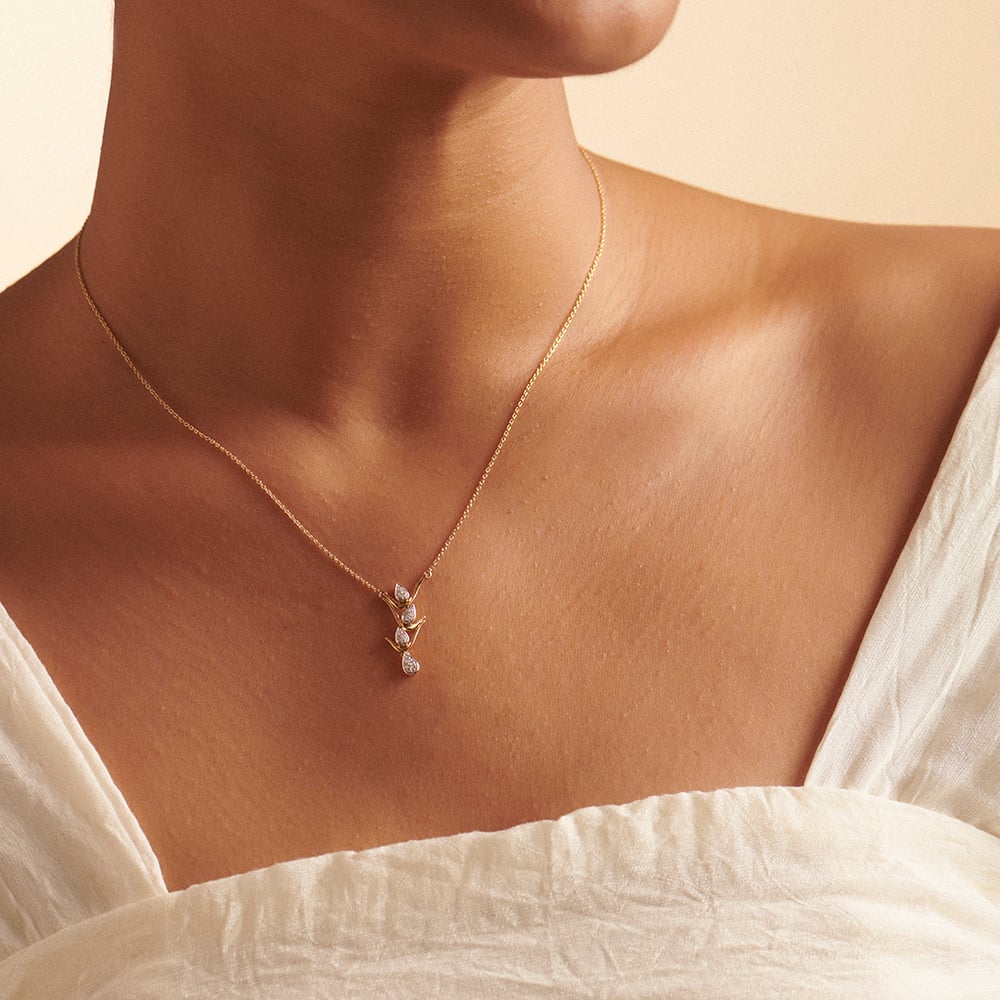 Flickering Flame Diamond Necklace,,hi-res image number null