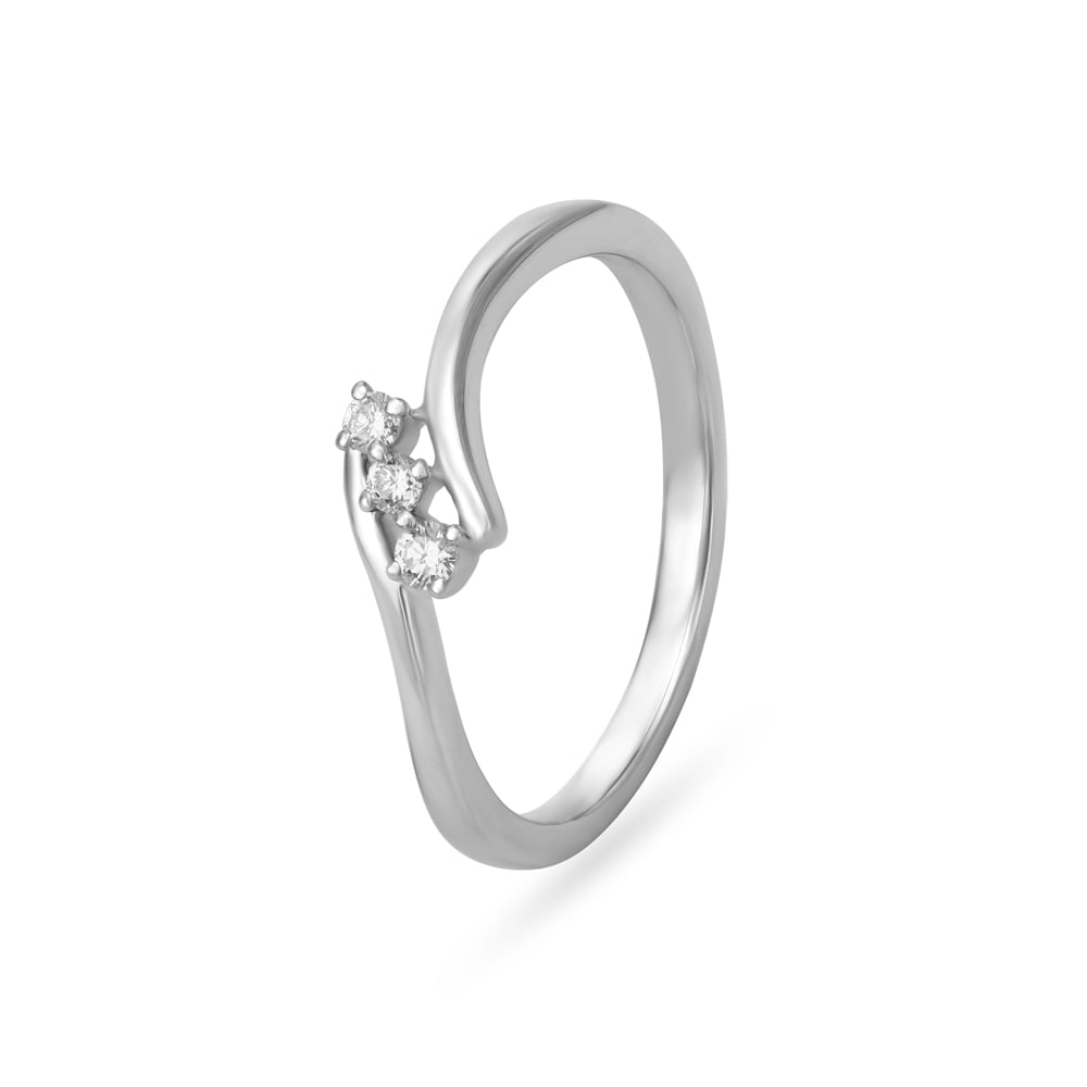 Enchanting Diamond Ring in Platinum