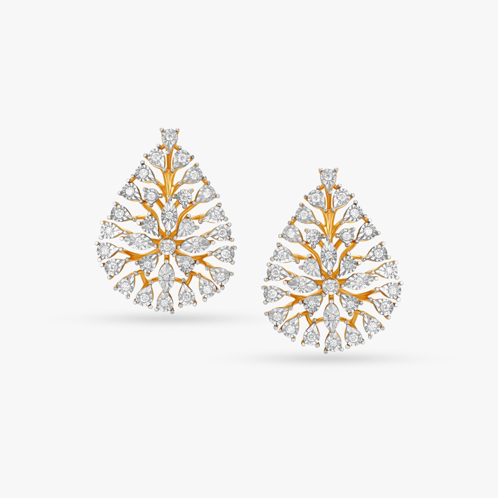 Glinting Diamond Stud Earrings