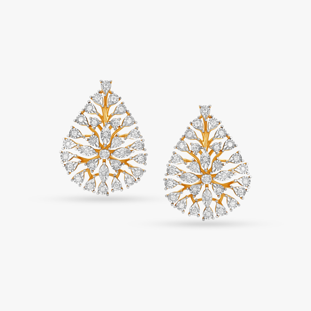 Glinting Diamond Stud Earrings