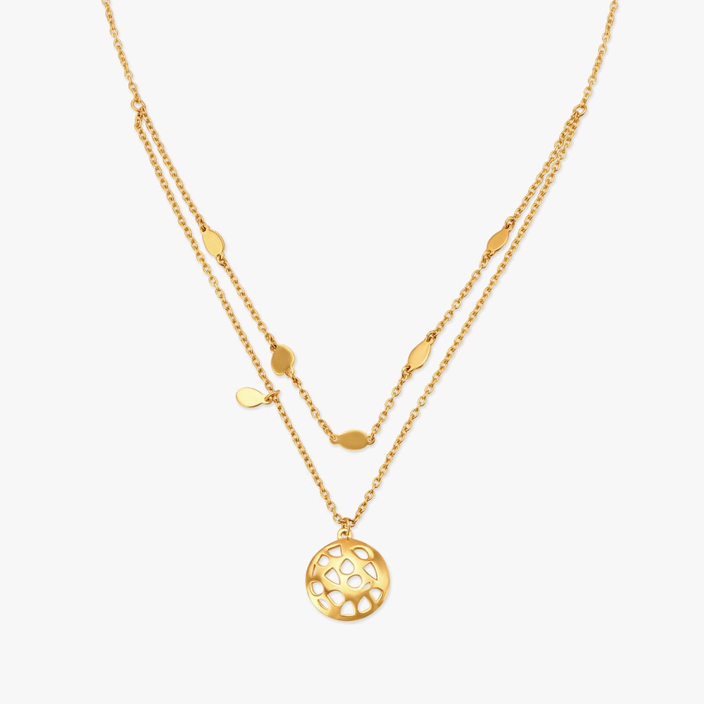 

Chic and Trendy Weekend Necklace