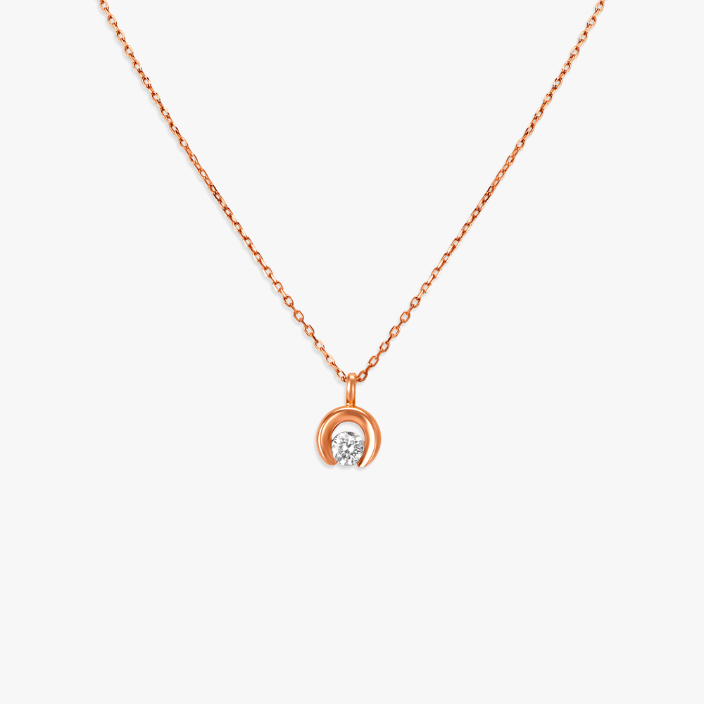 Sophisticated Diamond Pendant with Chain