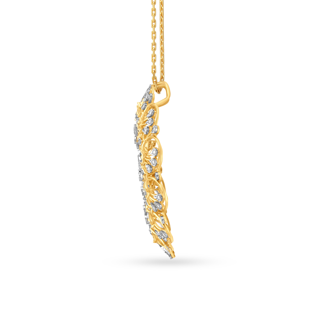 Intricate Diamond Pendant in a Floral Pattern,,hi-res image number null