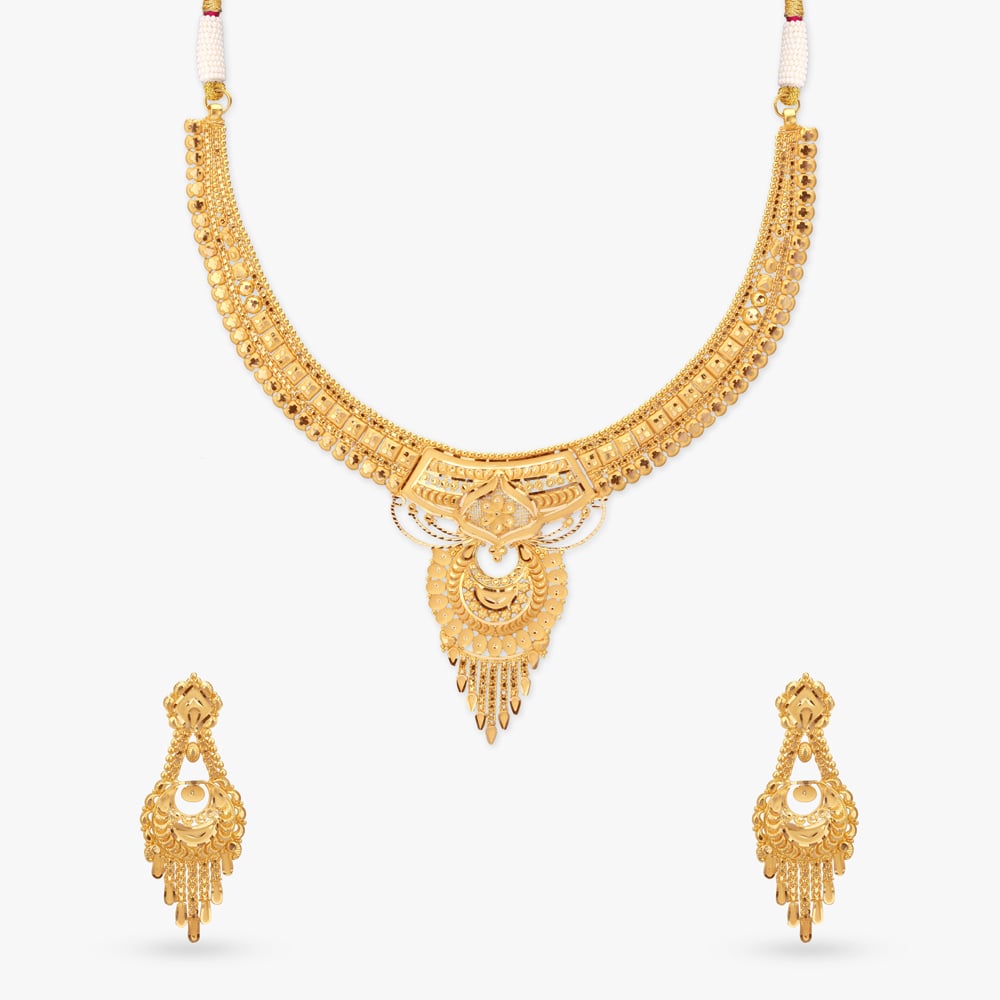 

Regal Curve Gold Necklace Set