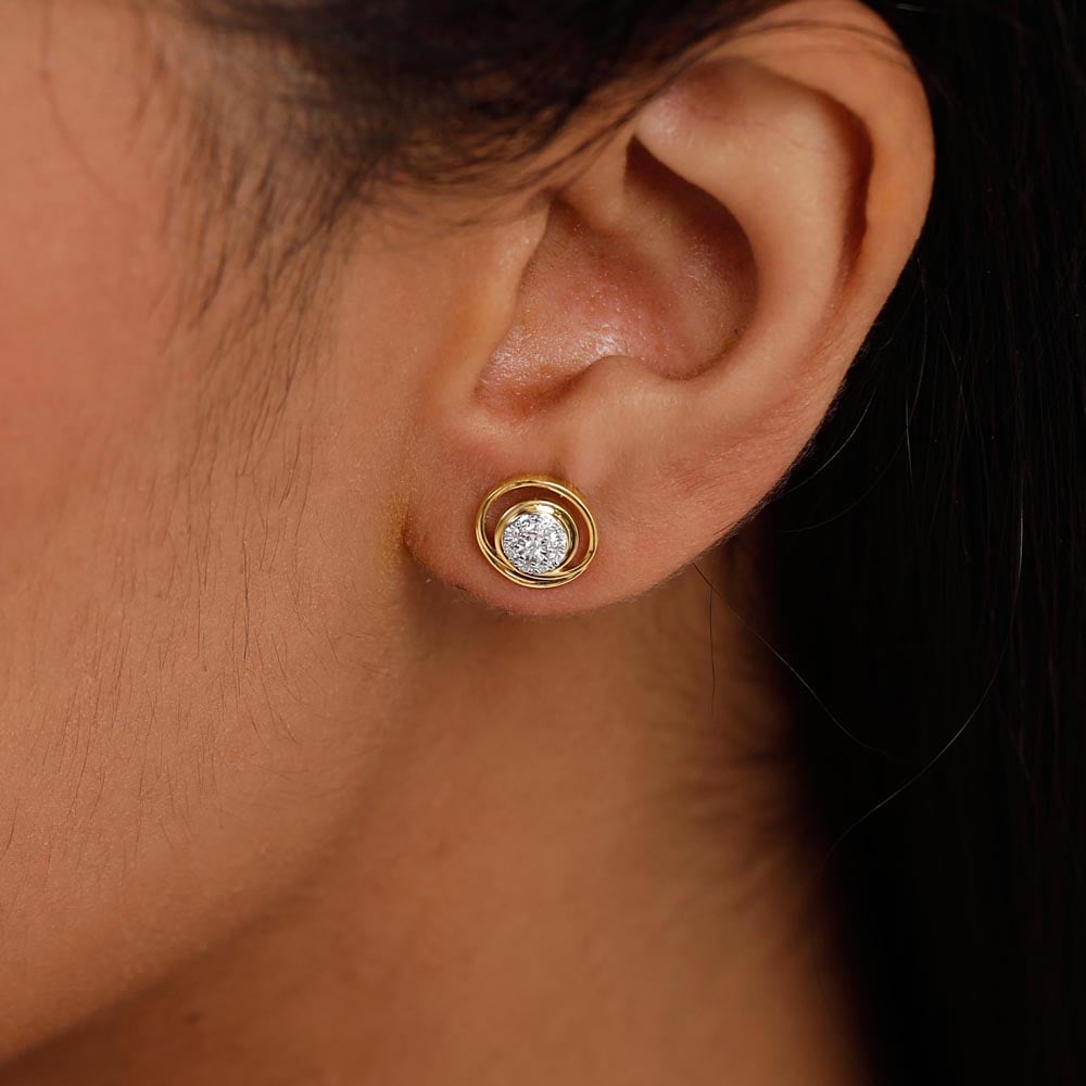 Dotted Shine Diamond Stud Earrings,,hi-res image number null