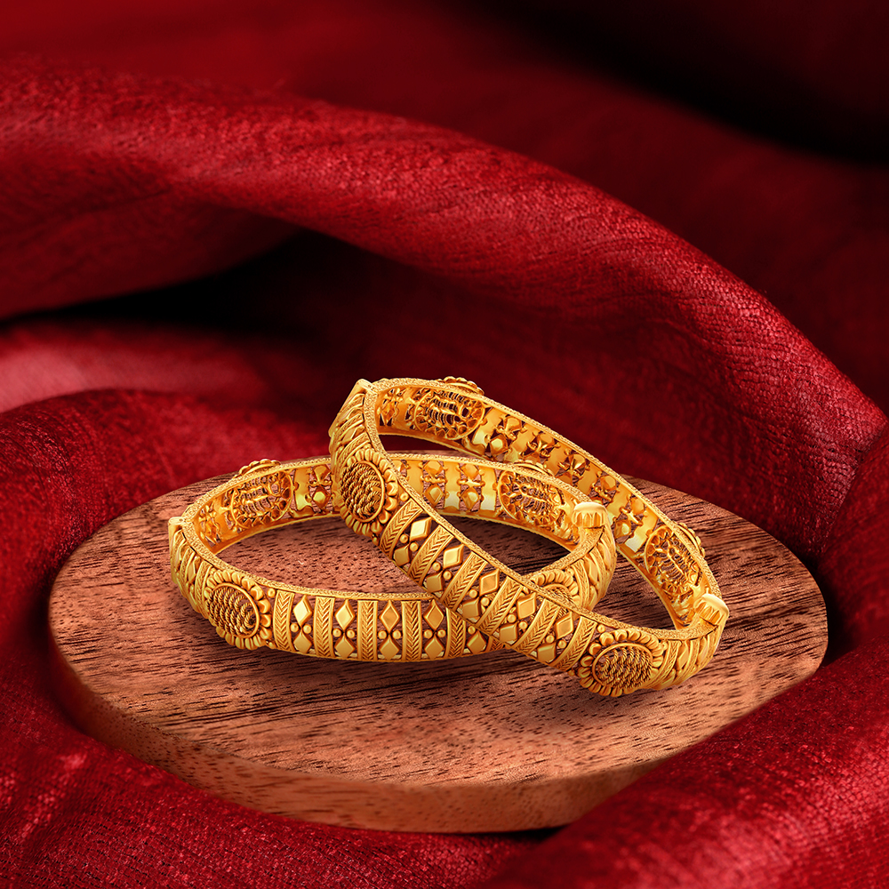 Elegant Traditional Bangle