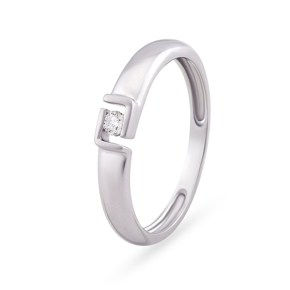 Buy Tanishq 950 Platinum Diamond Ring Online At Best Price @ Tata CLiQ