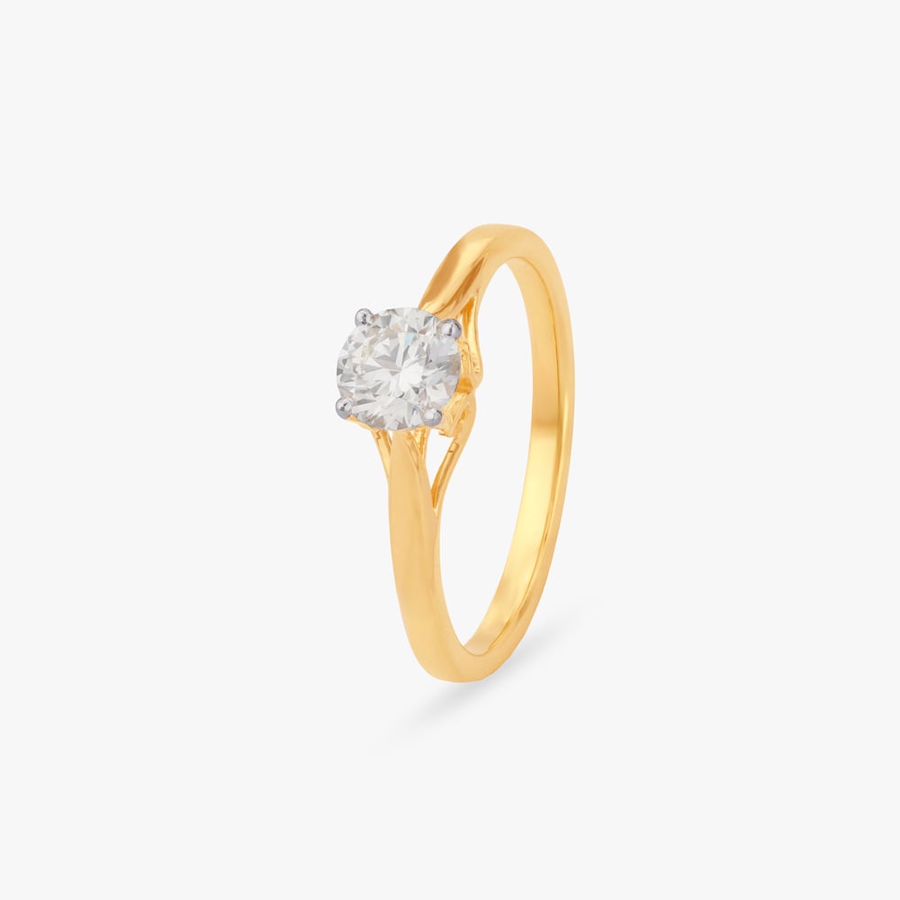 

Timeless Spark Solitaire Ring