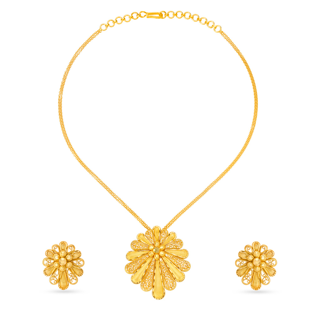 Regal Floral Gold Necklace Set,,hi-res image number null