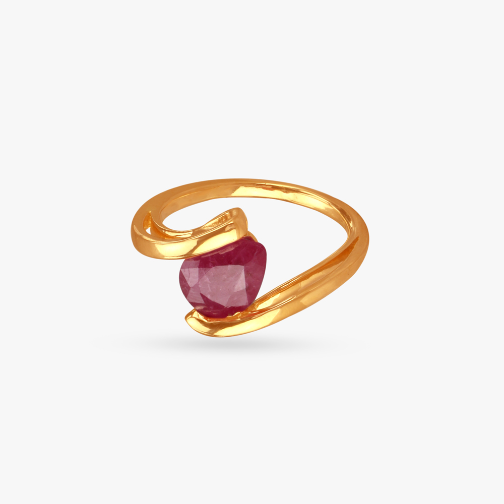 Ruby Twist Gold Finger Ring,,hi-res image number null