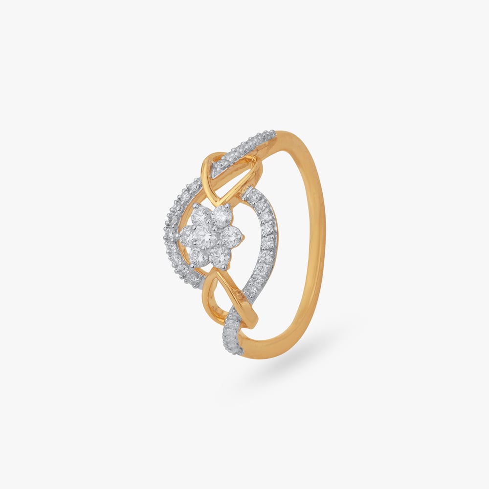 

Blooming Beauty Diamond Ring