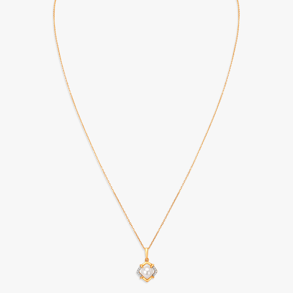 Sublime Pearl and Diamond Pendant with Chain,,hi-res image number null