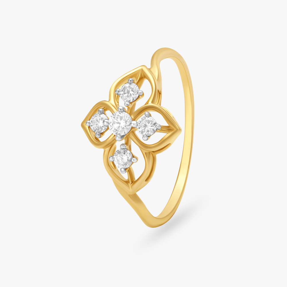 Delightful Floral Diamond Ring